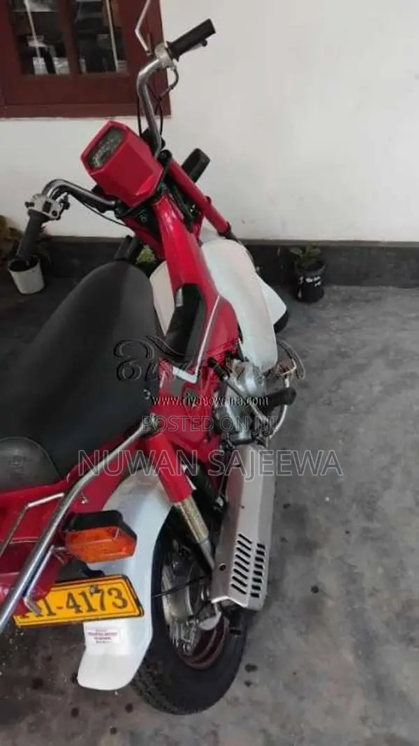 Honda Chaly 1993 Motorbike (Used)