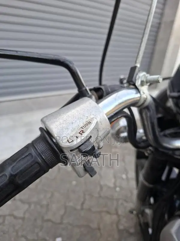 Honda Cd 125 Benly 1997 Motorbike (Used)