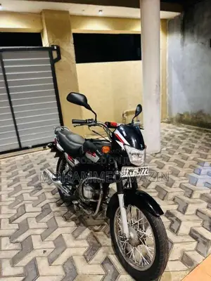 Bajaj CT-100 2012 Motorbike (Used)