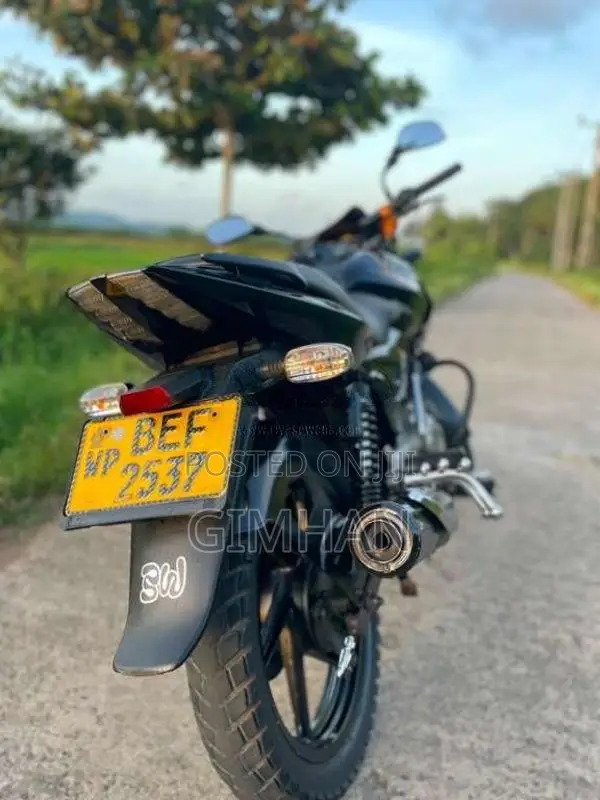 Bajaj Pulsar 2016 Motorbike (Used)