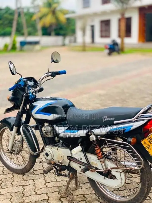 Bajaj CT-100 2011 Motorbike (Used)