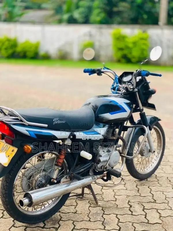 Bajaj CT-100 2011 Motorbike (Used)
