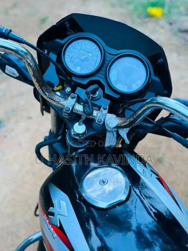 Bajaj CT-100 2013 Motorbike (Used)
