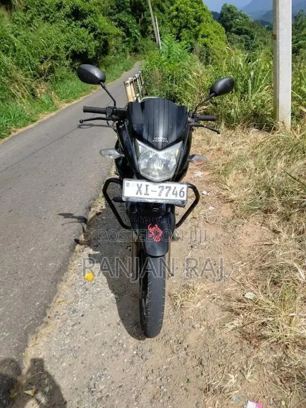 Hero Hunk 2012 Motorbike (Used)