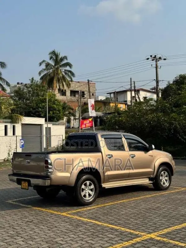 Toyota Hilux 2008 Pickup (Used)