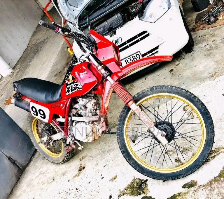Honda XLR 1999 Motorbike (Used)