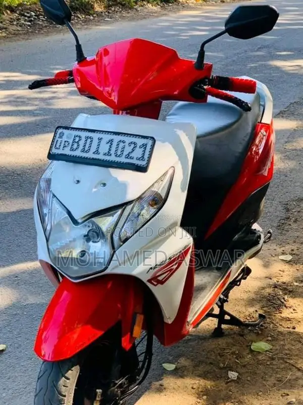Honda Dio Scv 110 2016 Motorbike (Used)