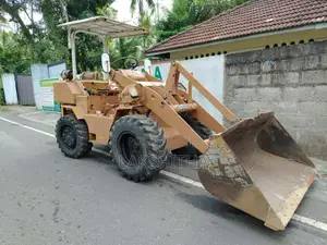 Yanmar Loader 2010 Heavy-Duty (Used)
