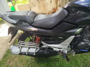 Hero-Honda Xtreme 2013 Motorbike (Used)