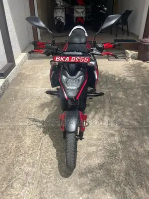 Bajaj Pulsar N125 2025 Motorbike (Used)