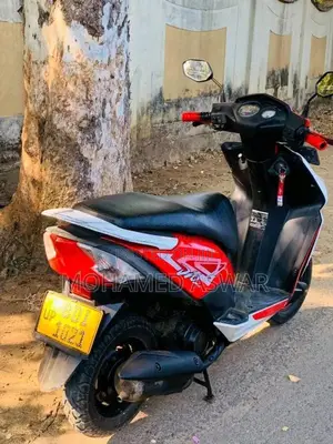 Honda Dio Scv 110 2016 Motorbike (Used)