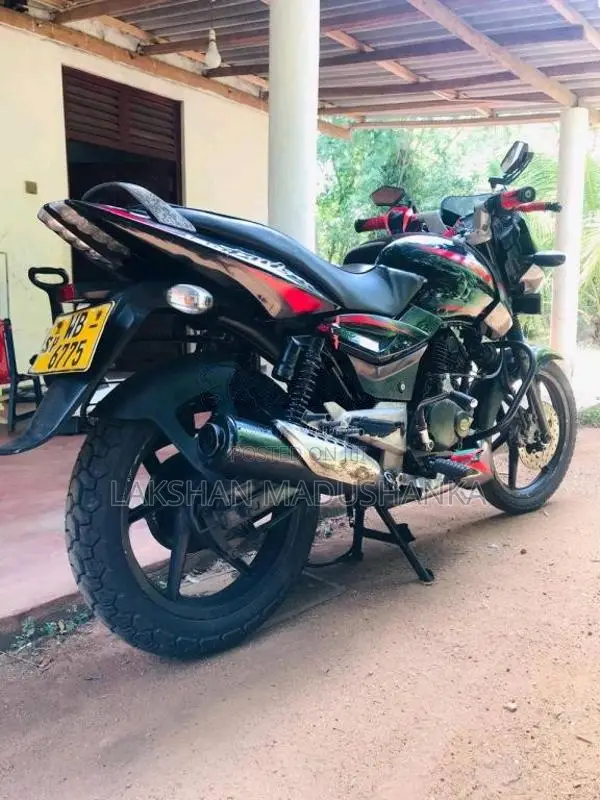 Bajaj Pulsar 150 2010 Motorbike (Used)