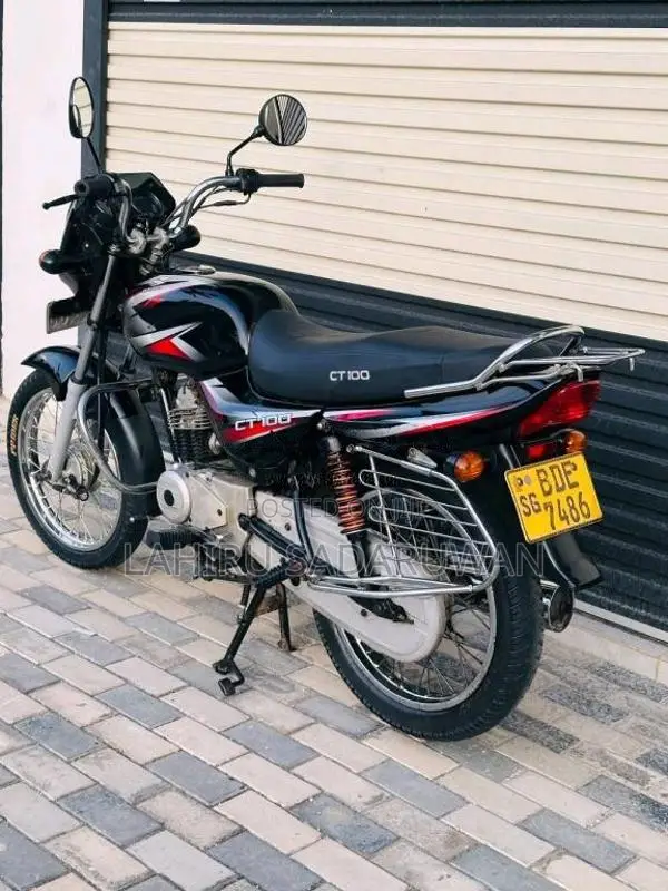 Bajaj CT-100 2016 Motorbike (Used)