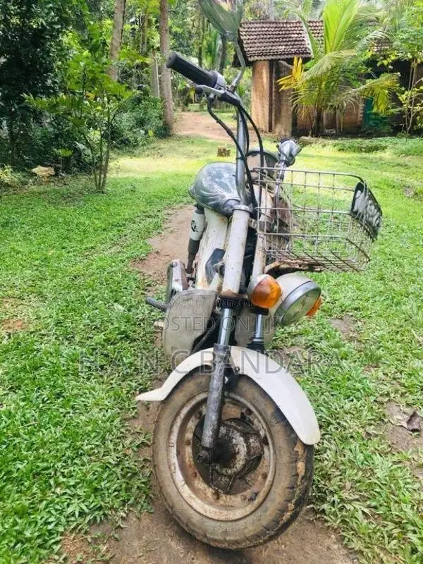 Honda Chaly 1984 Motorbike (Used)