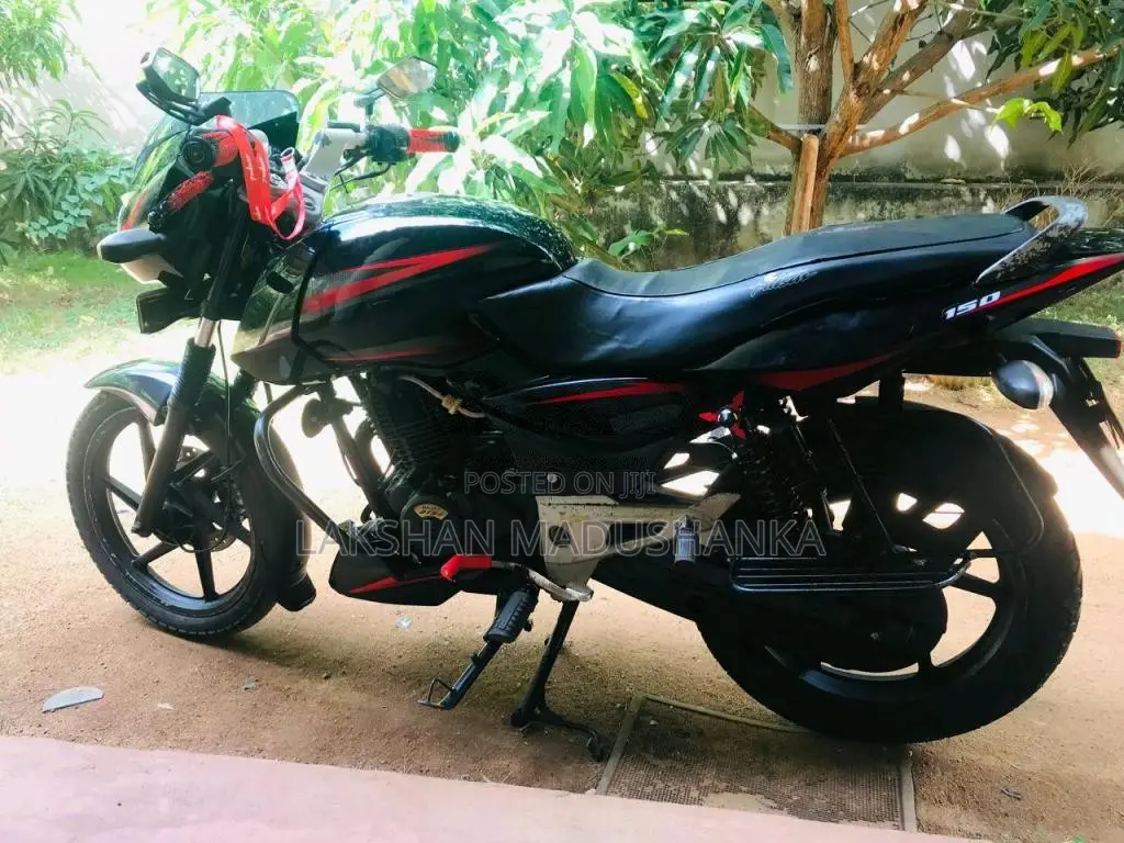 Bajaj Pulsar 150 2010 Motorbike (Used)