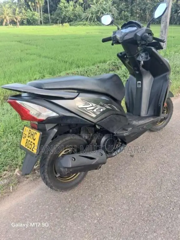 Honda Dio DX 2018 Motorbike (Used)