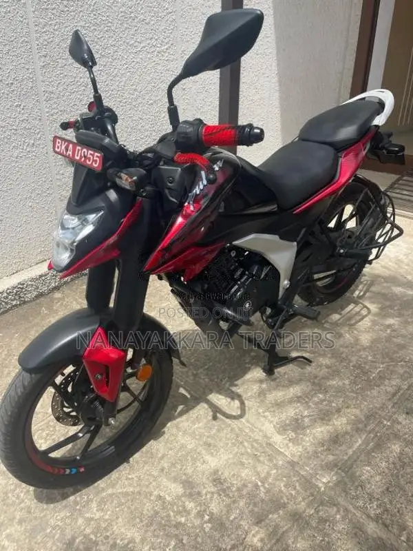 Bajaj Pulsar N125 2025 Motorbike (Used)