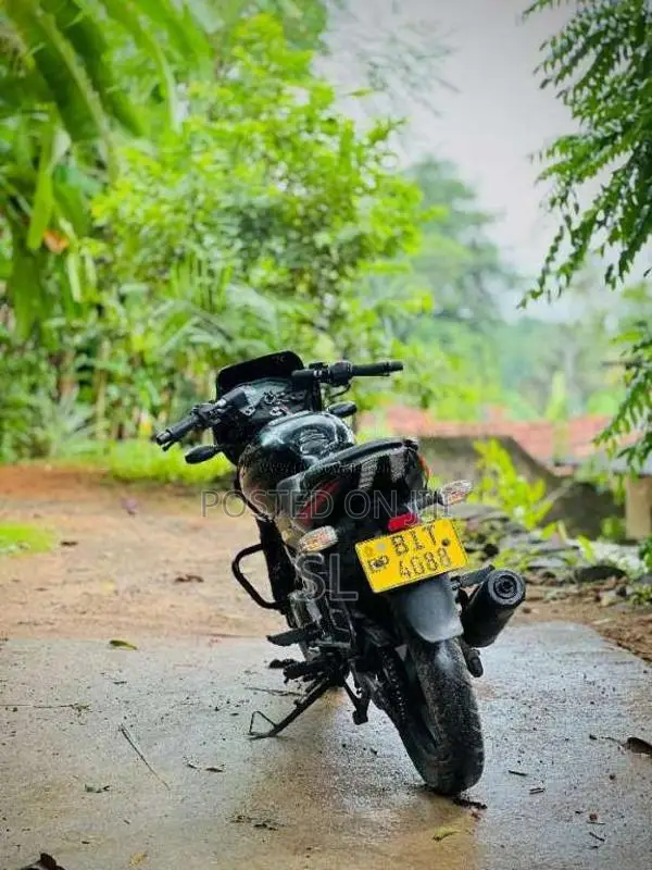 Bajaj Pulsar 150 Twin 2020 Motorbike (Used)
