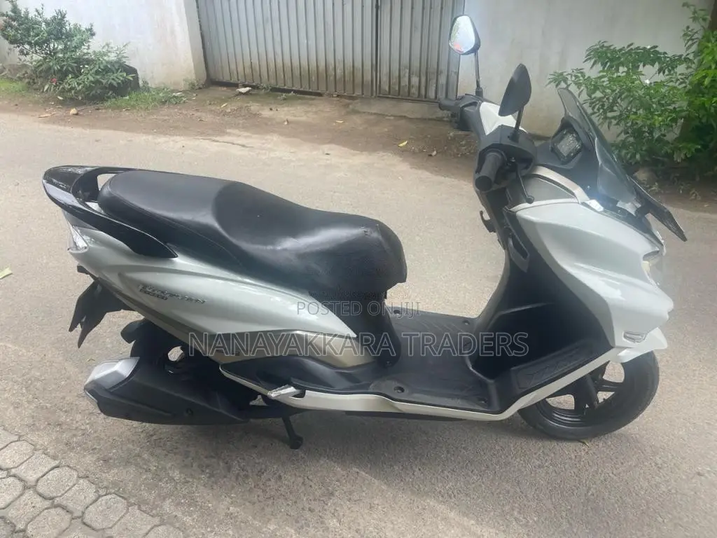 Suzuki BURGMAN 2019 Motorbike (Used)