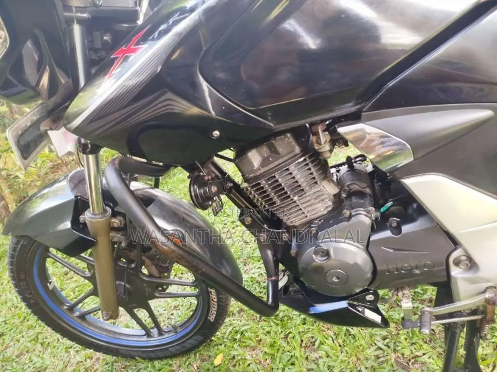 Hero-Honda Xtreme 2013 Motorbike (Used)