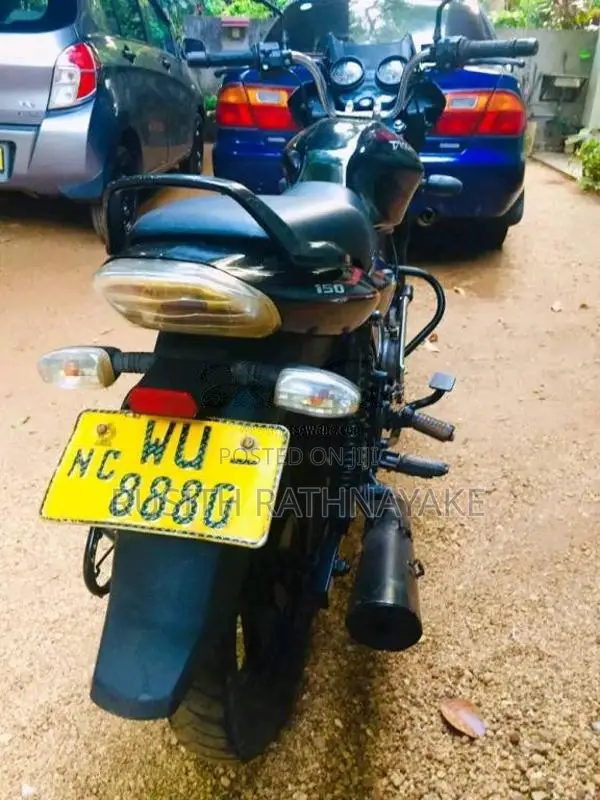 Bajaj Discover 2011 Motorbike (Used)