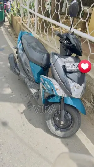 Yamaha Zr 2016 Motorbike (Used)