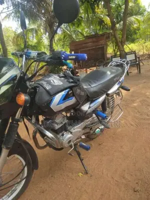 Bajaj CT-100 2005 Motorbike (Used)