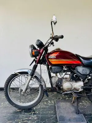 Hero-Honda Cd Dawn 2003 Motorbike (Used)