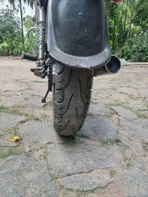 Suzuki GN125 H 2004 motorcycle (Used)