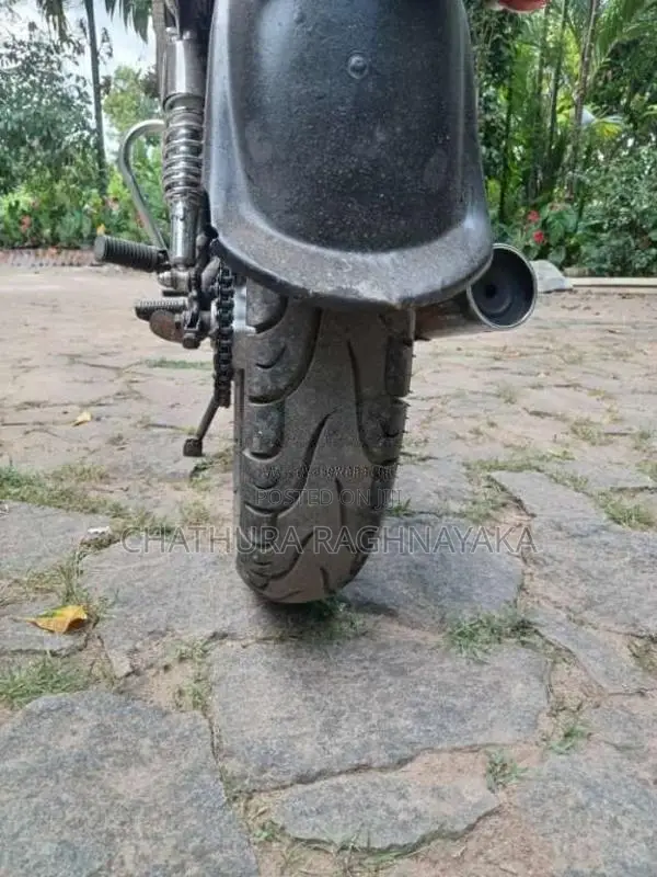 Suzuki GN125 H 2004 motorcycle (Used)