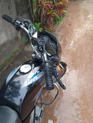 Bajaj CT-100 2013 Motorbike (Used)