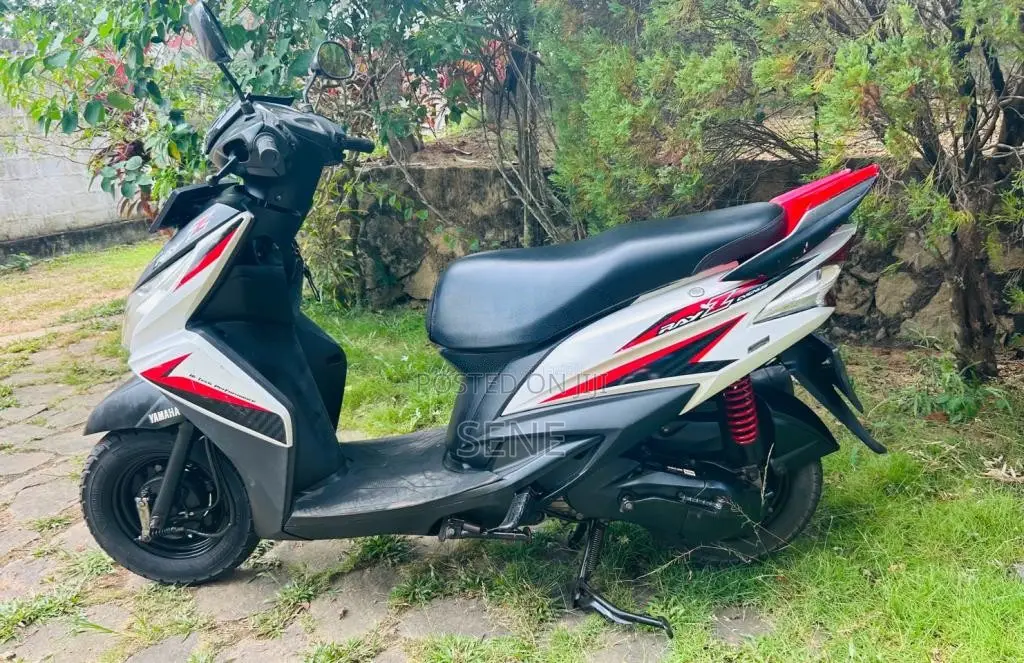 Yamaha Ray Z 2015 Motorbike (Used)