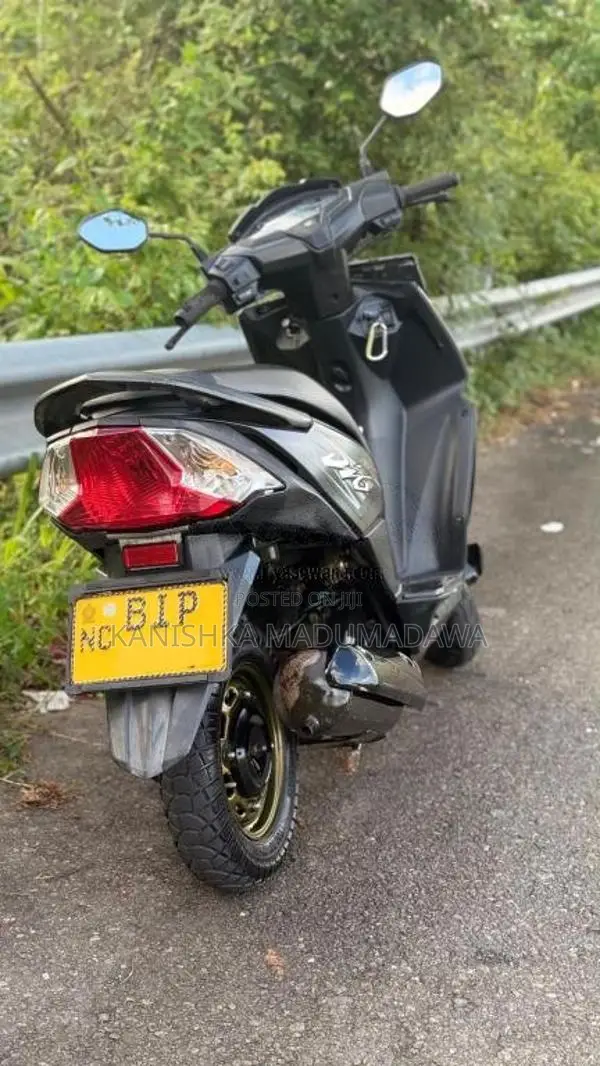 Honda Dio DX 2020 Motorbike (Used)