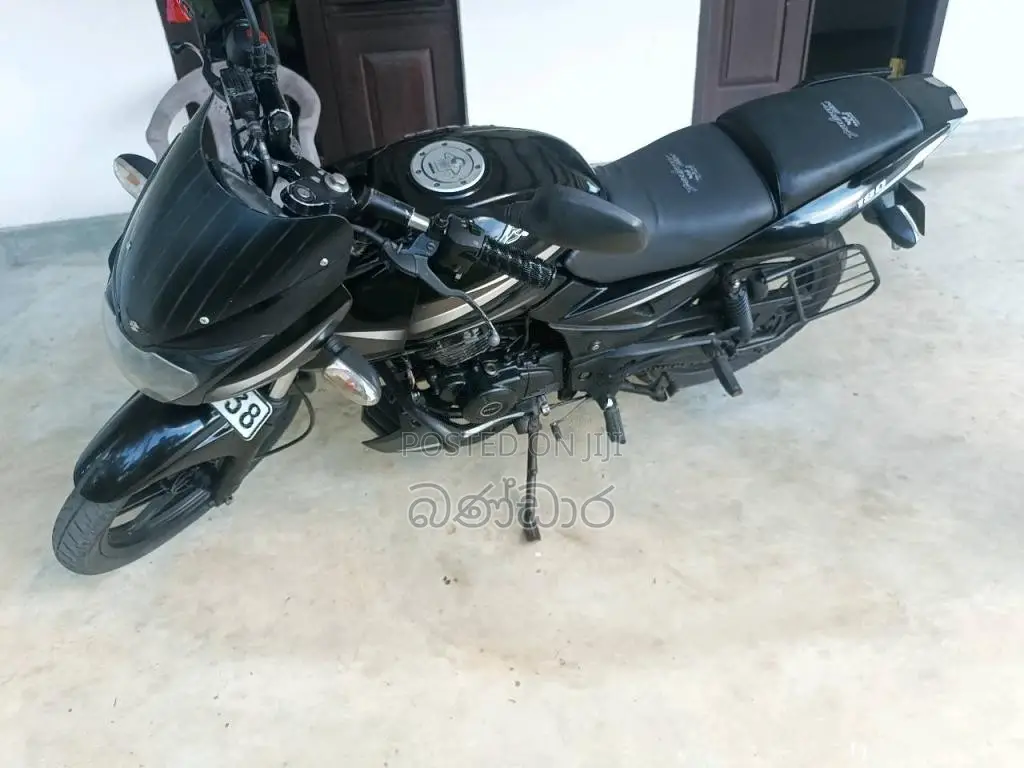 Bajaj Pulsar 2013 Motorbike (Used)