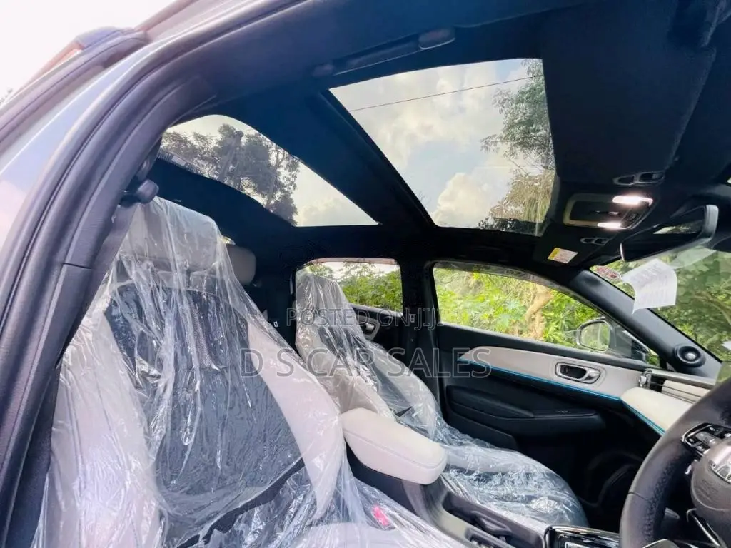 Honda Vezel Z Play Moonroof Body Kit 2026 SUV Brand New