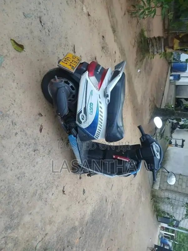 Mahindra Gusto 2019 Motorbike (Used)