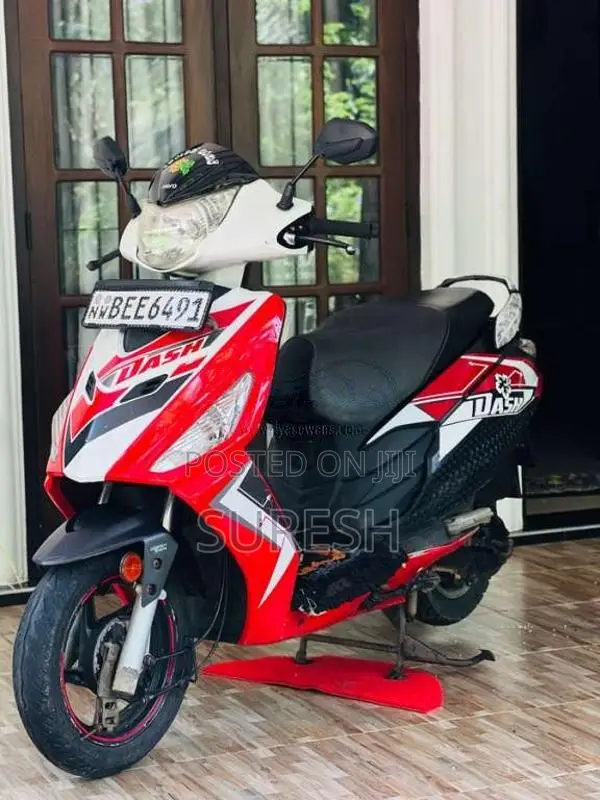 Hero Dash 2017 Motorbike (Used)
