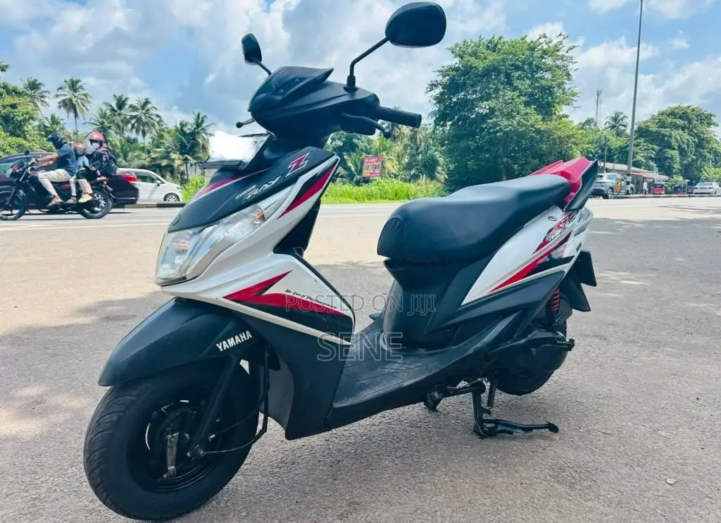 Yamaha Ray Z 2015 Motorbike (Used)