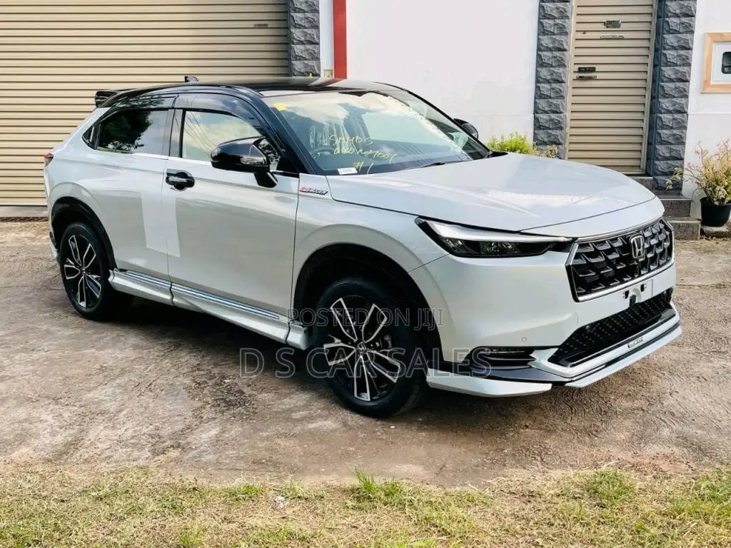 Honda Vezel Z Play Moonroof Body Kit 2026 SUV Brand New