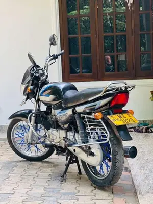 Bajaj CT-100 2011 Motorbike (Used)
