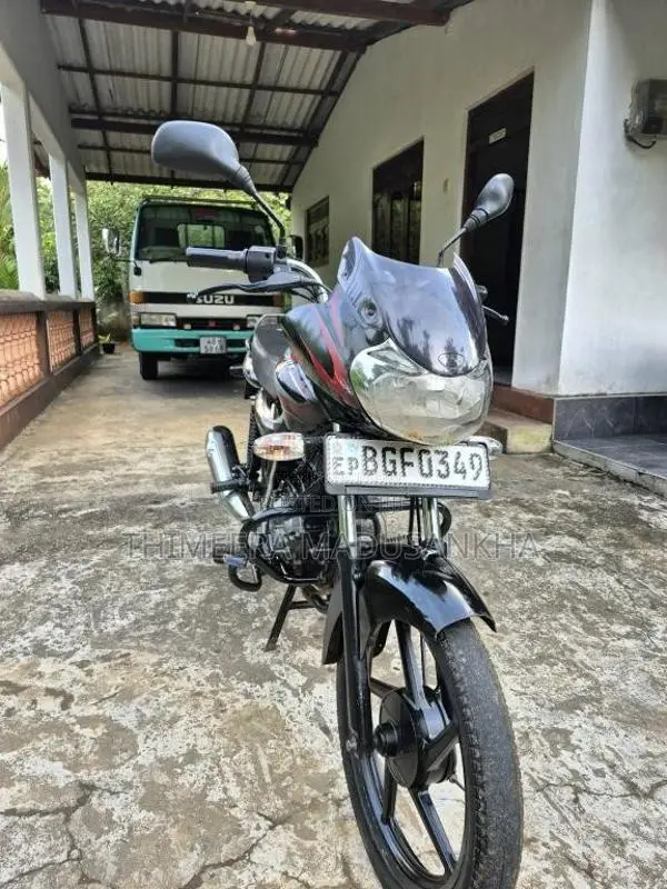 Bajaj Discover 2018 Motorbike (Used)