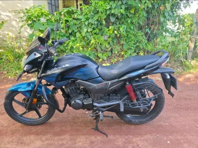 Hero Hunk 2019 Motorbike (Used)