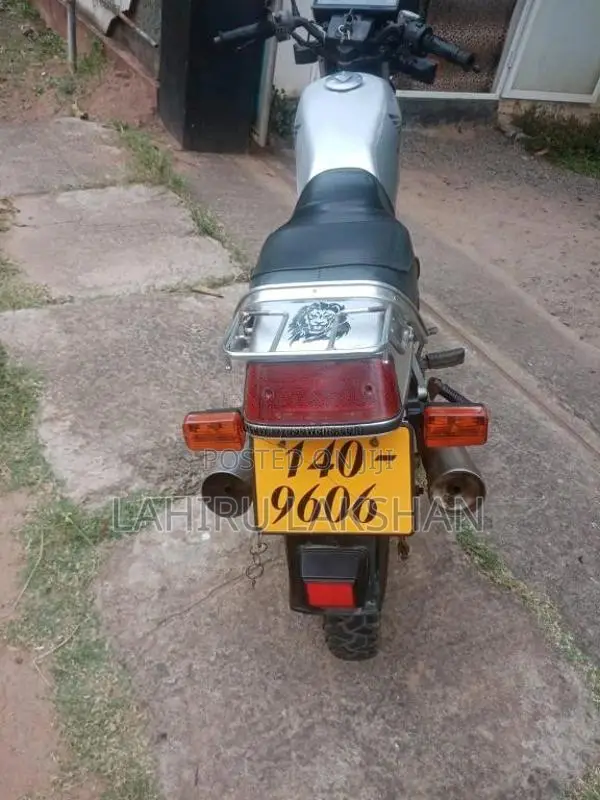 Honda CB 125 1993 Motorbike (Used)
