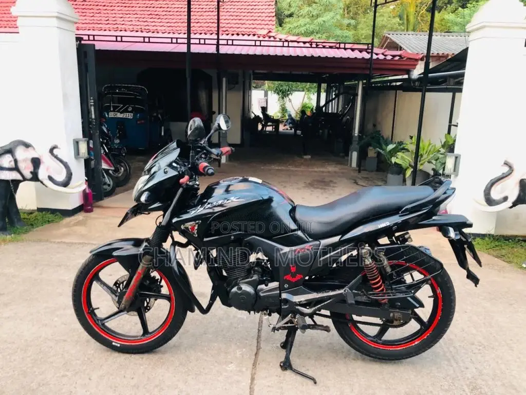 Hero-Honda Hunk 2013 Motorbike (Used)