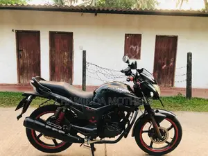 Hero-Honda Hunk 2013 Motorbike (Used)