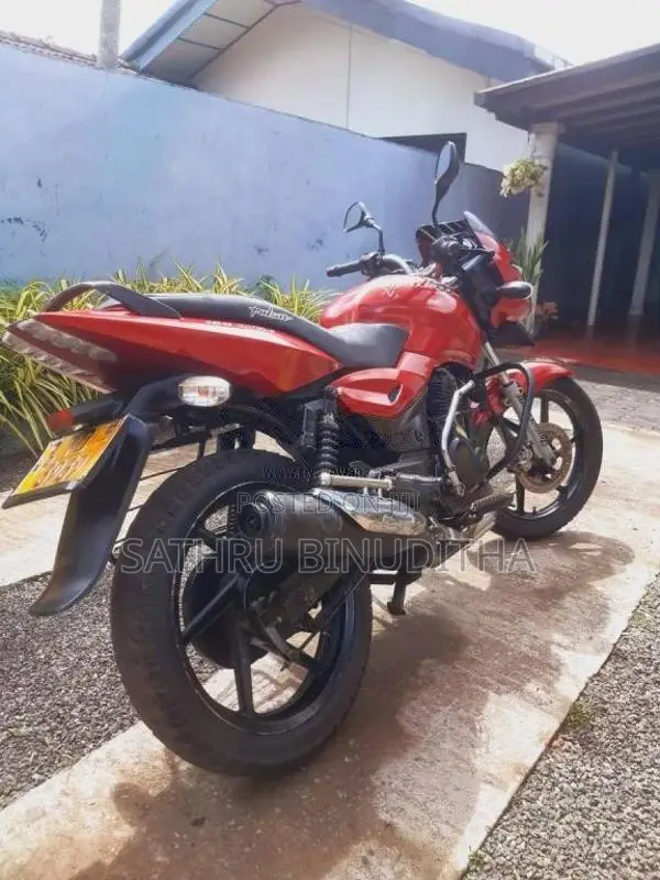 Bajaj Pulsar 2006 Motorbike (Used)