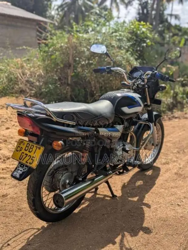 Bajaj CT-100 2014 Motorbike (Used)