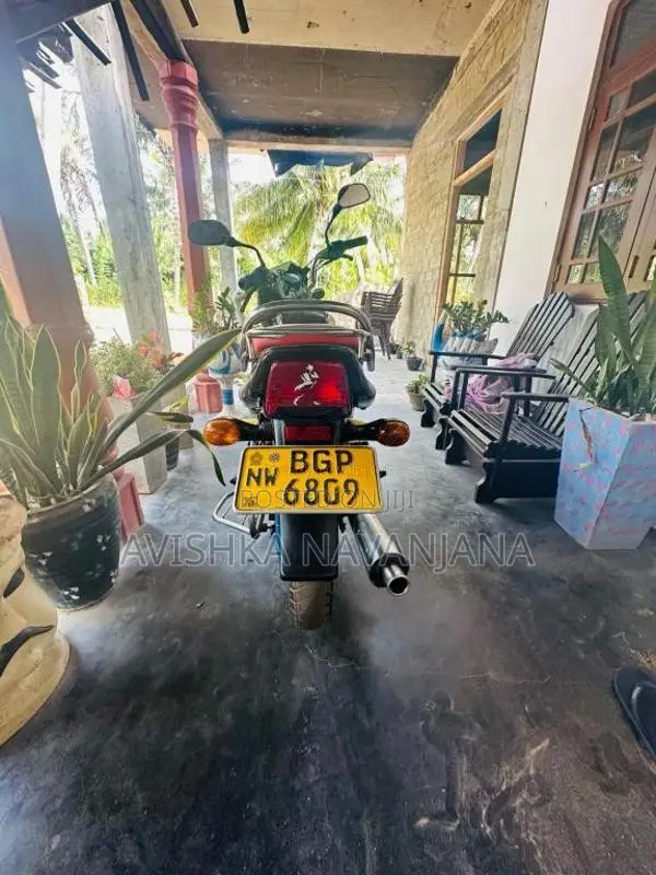 Bajaj CT-100 2018 Motorbike (Used)