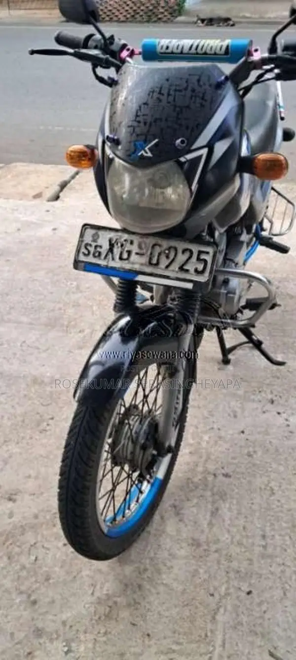 Bajaj CT-100 2011 Motorbike (Used)