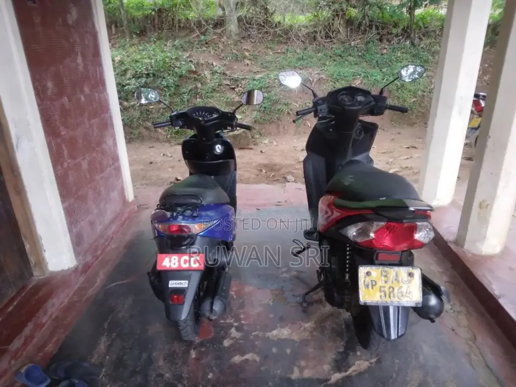 Honda Dio 2013 Motorbike (Used)